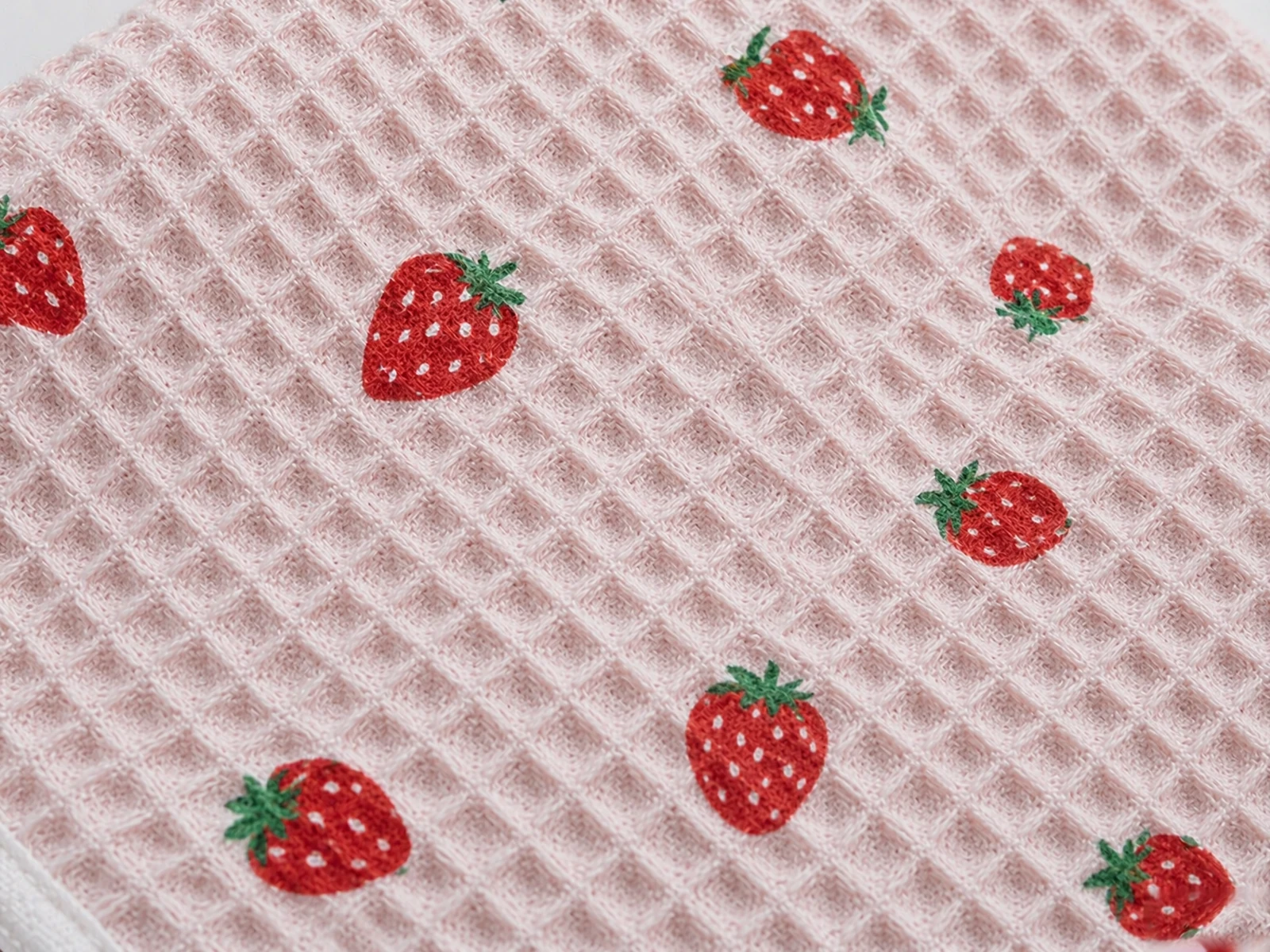 Microfiber Waffle Material Absorbent Kitchen Dish Cleaning Towel - detail view