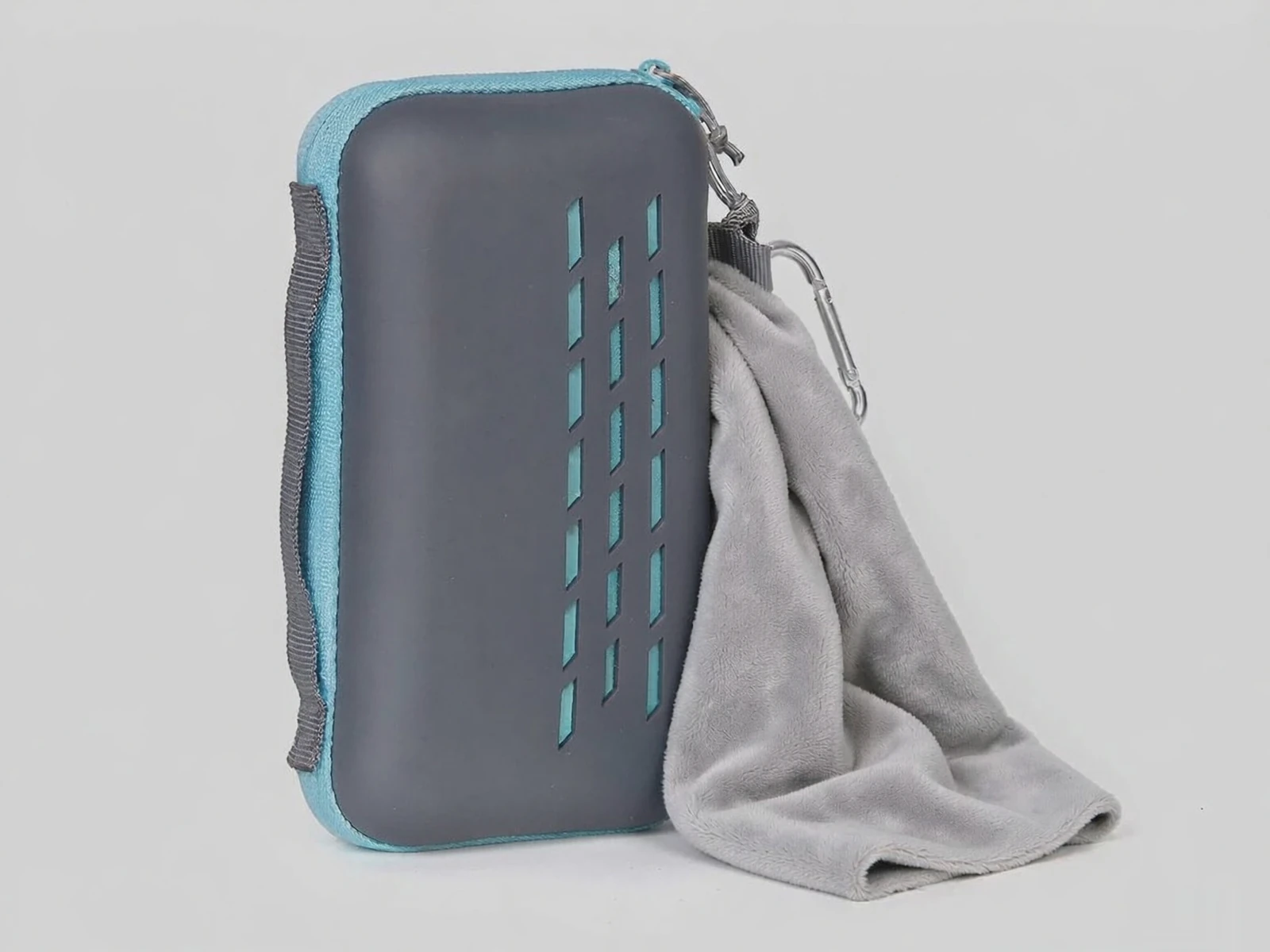 Compact Quick-Dry Towel with EVA Case - main view